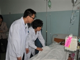 许宏斌医生和刘婧护士长参加岷县地震救援（2）