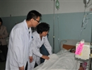许宏斌医生和刘婧护士长参加岷县地震救援（2）